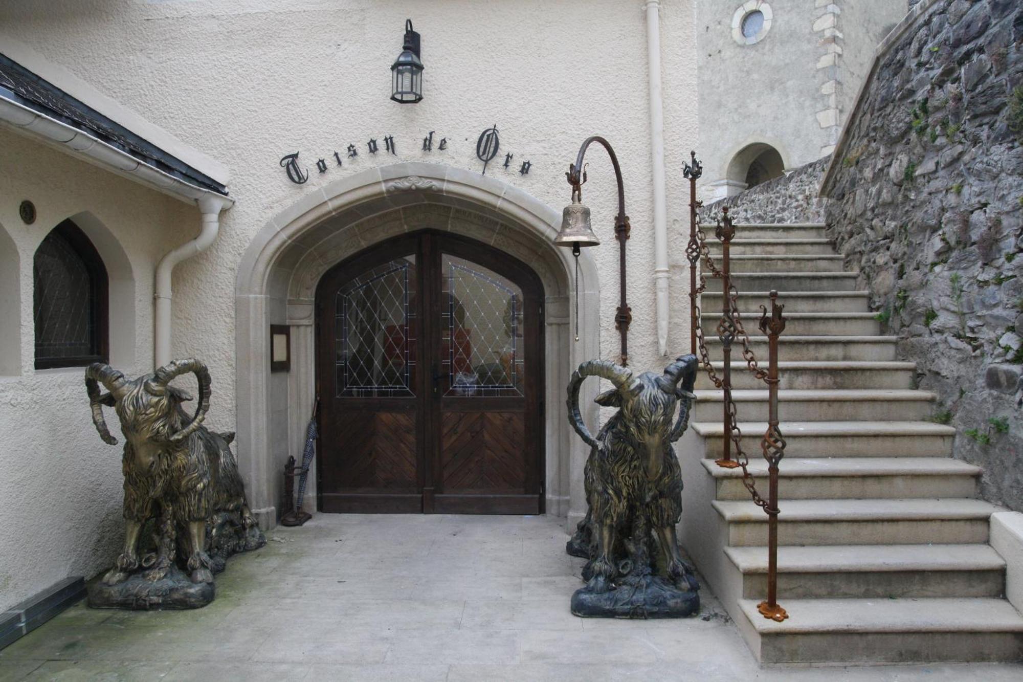 Auberge Toison D'Or Cette-Eygun エクステリア 写真