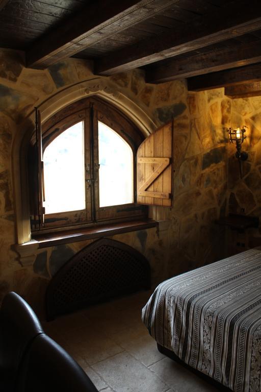 Auberge Toison D'Or Cette-Eygun エクステリア 写真